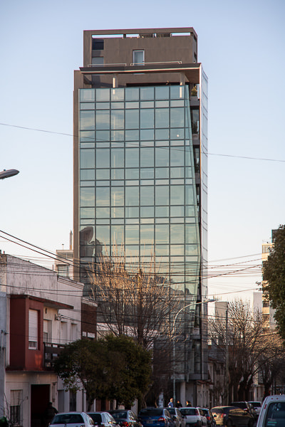 Frente Edificio Peña